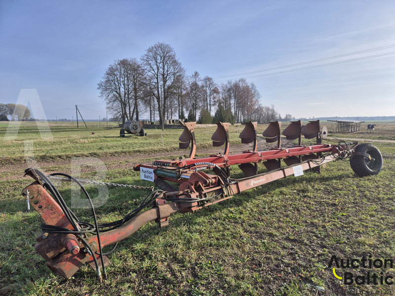 Kverneland 100-19 - Plow: picture 1 Kverneland 100-19 - Plow: picture 1