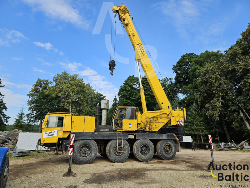 Liebherr LTM 1060 - All terrain crane: picture 1 Liebherr LTM 1060 - All terrain crane: picture 1