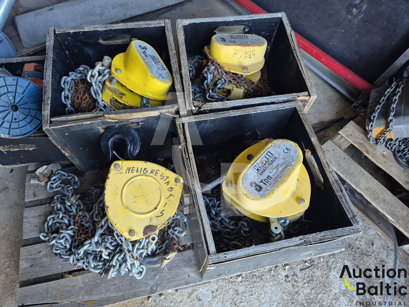 Pawell MH030 - Material handling equipment: picture 1 Pawell MH030 - Material handling equipment: picture 1