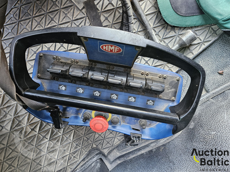 Tipper, Crane truck Mercedes-Benz Actros 1844: picture 19