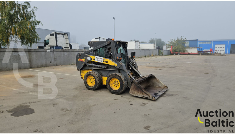New Holland LS 160 - Skid steer loader: picture 2 New Holland LS 160 - Skid steer loader: picture 2