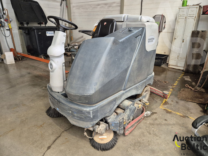 Nilfisk SC6500 - Road sweeper: picture 2 Nilfisk SC6500 - Road sweeper: picture 2