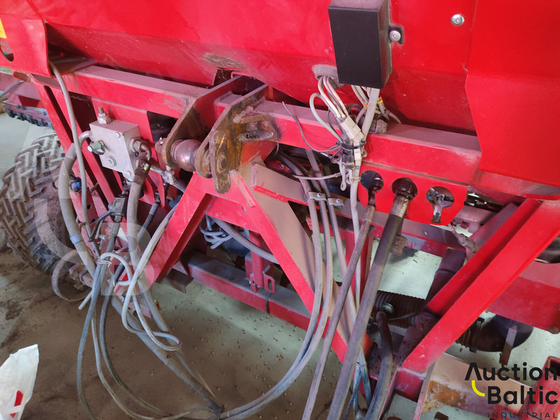 Combine seed drill PNEUSEJ 6MV48: picture 12