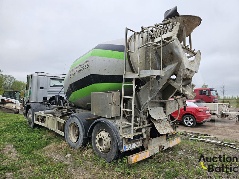 Scania P 94 GB - Concrete mixer truck: picture 3 Scania P 94 GB - Concrete mixer truck: picture 3