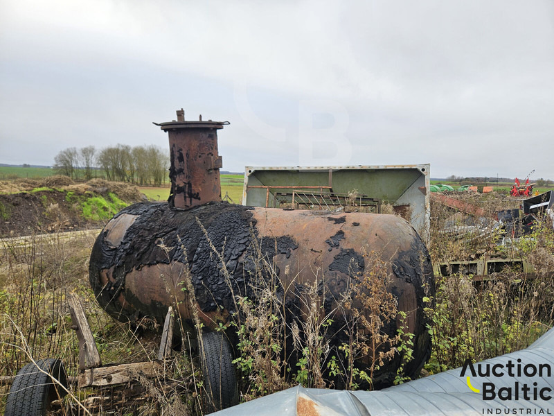 Thick- walled gas tanker - Tank truck: picture 2 Thick- walled gas tanker - Tank truck: picture 2