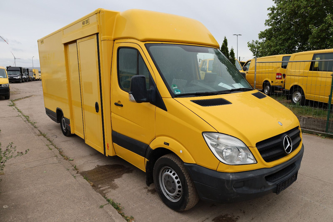 Mercedes-Benz Sprinter II Pritsche/ Koffer/Regalsystem - Box van: picture 2 Mercedes-Benz Sprinter II Pritsche/ Koffer/Regalsystem - Box van: picture 2