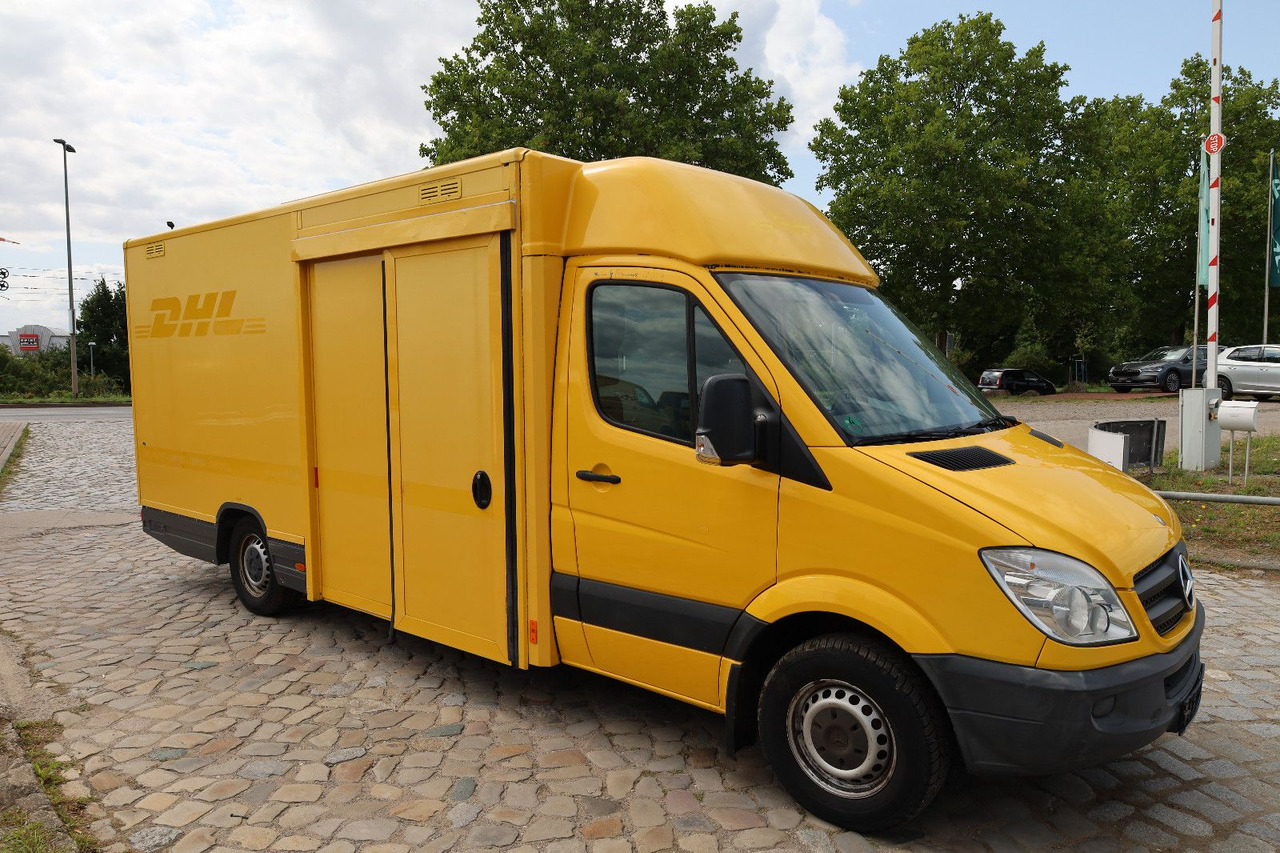 Mercedes-Benz Sprinter II Pritsche/ Koffer/Regalsystem - Box van: picture 1 Mercedes-Benz Sprinter II Pritsche/ Koffer/Regalsystem - Box van: picture 1