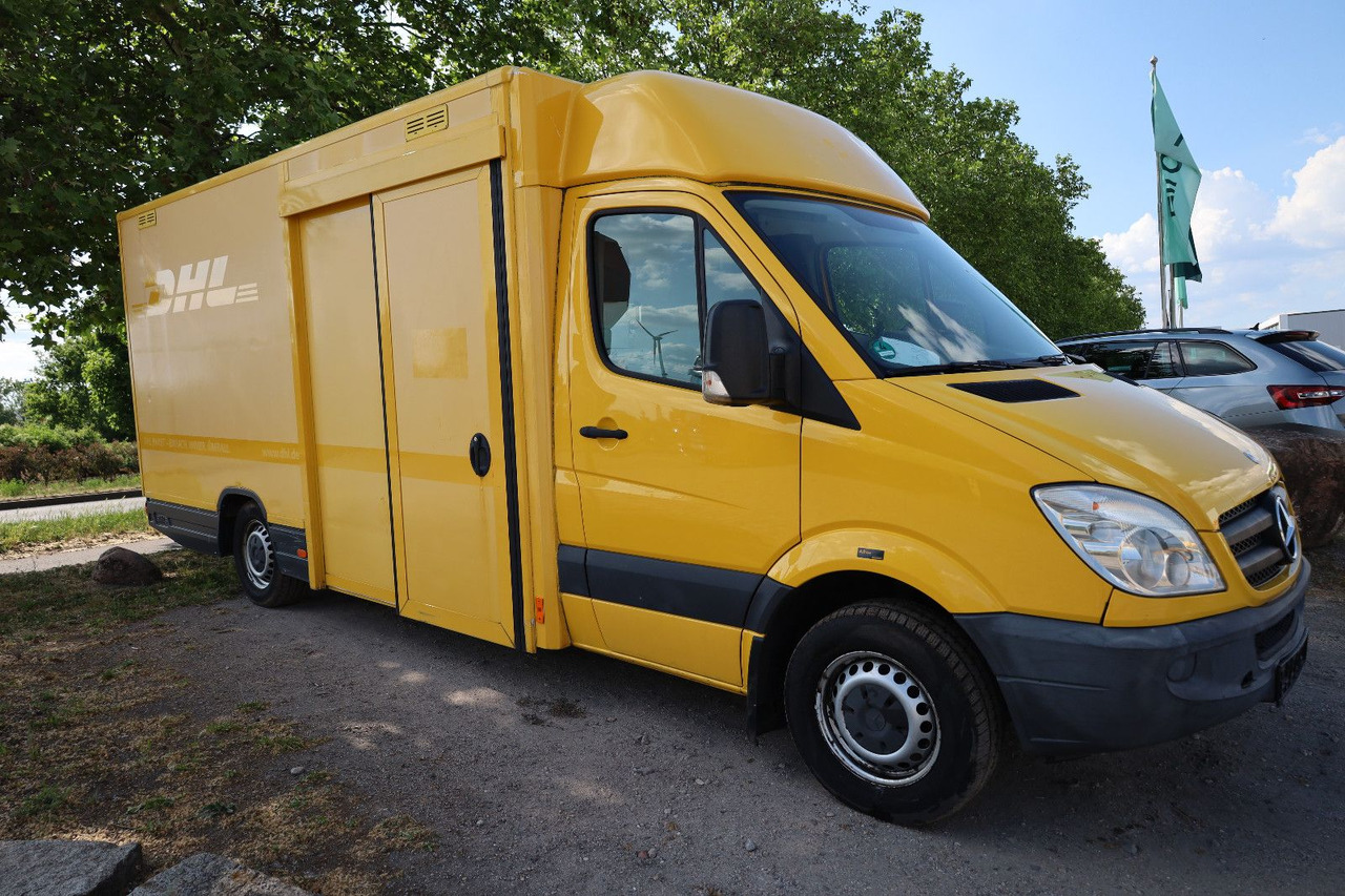 Mercedes-Benz Sprinter II Pritsche/ Koffer/Regalsystem - Box van: picture 2 Mercedes-Benz Sprinter II Pritsche/ Koffer/Regalsystem - Box van: picture 2