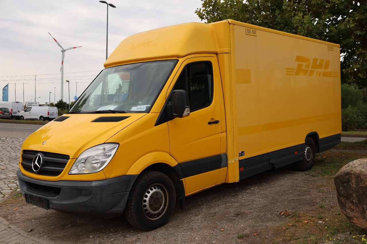 Mercedes-Benz Sprinter II Pritsche/ Koffer/Regalsystem - Box van: picture 2 Mercedes-Benz Sprinter II Pritsche/ Koffer/Regalsystem - Box van: picture 2