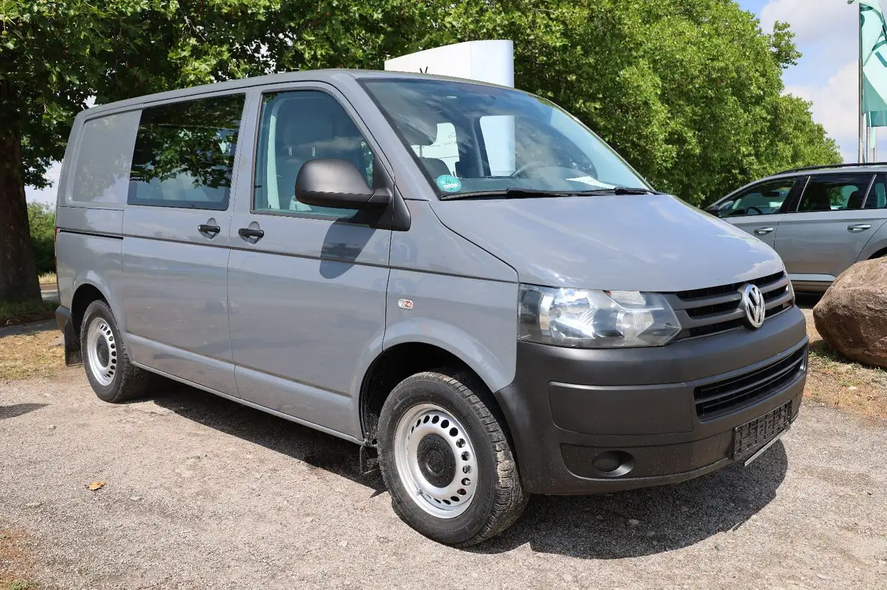 Volkswagen T5 Transporter Kasten-Kombi 2.0 TDI/EU5/5-Sitze - Car: picture 2 Volkswagen T5 Transporter Kasten-Kombi 2.0 TDI/EU5/5-Sitze - Car: picture 2