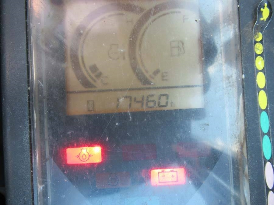 Hitachi ZX 17 U-2 on lease Hitachi ZX 17 U-2: picture 8 Hitachi ZX 17 U-2 on lease Hitachi ZX 17 U-2: picture 8