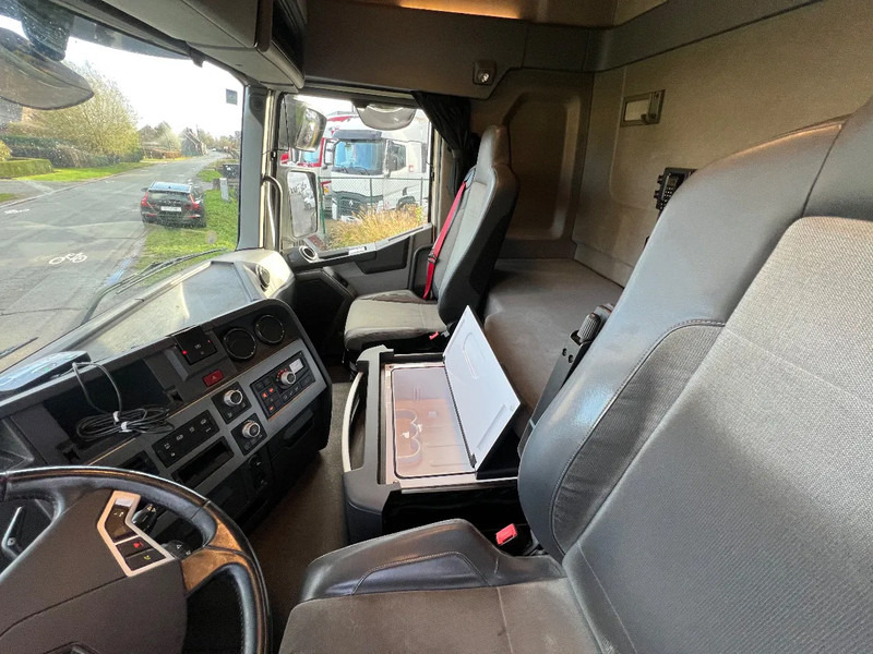 Tractor unit Renault T460 2016**Belgian truck**NW Tacho**T460 2016: picture 15 Tractor unit Renault T460 2016**Belgian truck**NW Tacho**T460 2016: picture 15