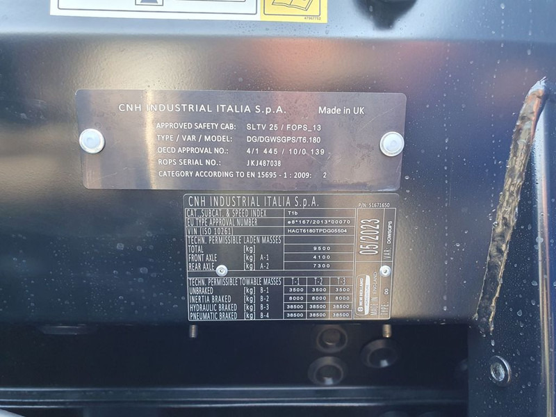 New Holland T6.180 DC - Farm tractor: picture 5 New Holland T6.180 DC - Farm tractor: picture 5