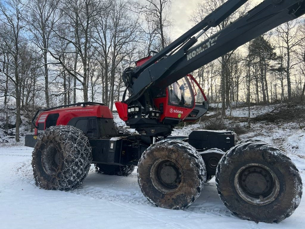 Komatsu 951 - Forestry harvester: picture 1 Komatsu 951 - Forestry harvester: picture 1