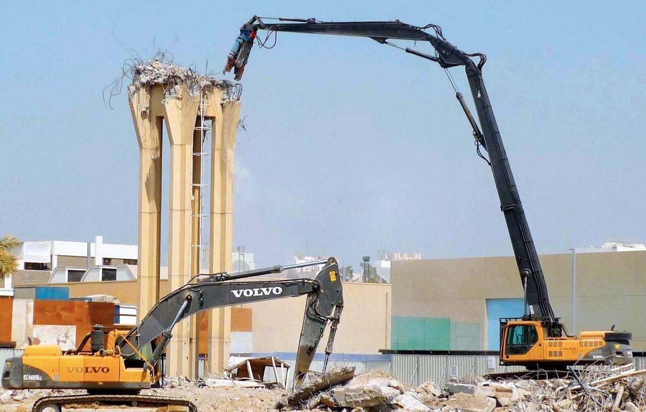 AME High Reach Demolition Boom (40 Meter) - Boom for Excavator: picture 1 AME High Reach Demolition Boom (40 Meter) - Boom for Excavator: picture 1