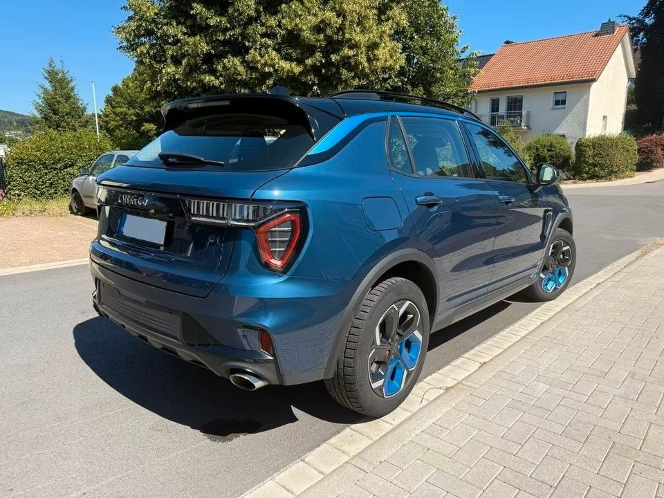Lynk&Co 1.5 HEV Pano/SHZ/Navi/ Cam/PDC - SUV: picture 2 Lynk&Co 1.5 HEV Pano/SHZ/Navi/ Cam/PDC - SUV: picture 2
