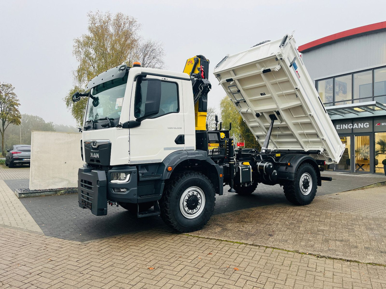 MAN TGM 18.320 4x4 BB Kipper Kran 131 Single Winter - Crane truck: picture 5 MAN TGM 18.320 4x4 BB Kipper Kran 131 Single Winter - Crane truck: picture 5