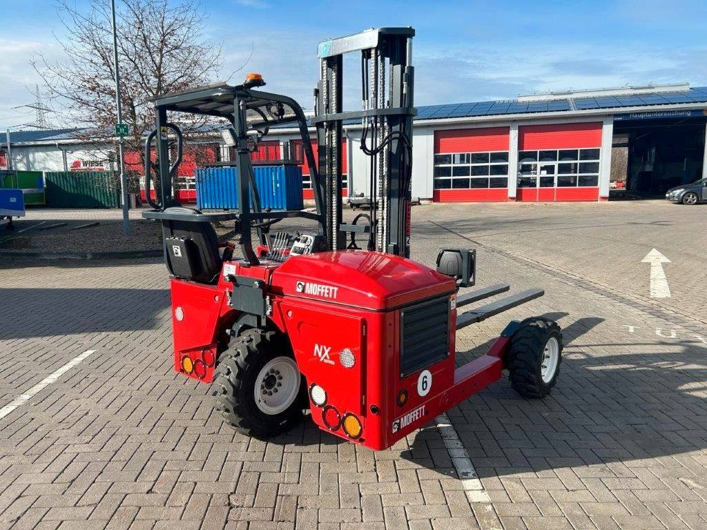 Moffett CARGOTEC - Tragkraft 2.500 kg - Diesel forklift: picture 5 Moffett CARGOTEC - Tragkraft 2.500 kg - Diesel forklift: picture 5