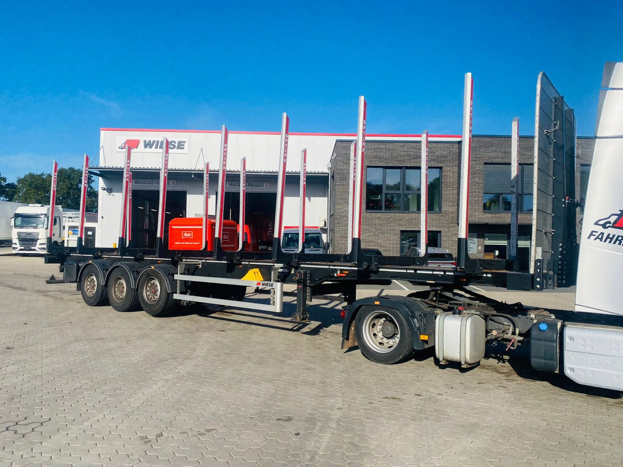 PAVIC Holzauflieger mit Schemel und Rungen - Timber semi-trailer: picture 1 PAVIC Holzauflieger mit Schemel und Rungen - Timber semi-trailer: picture 1