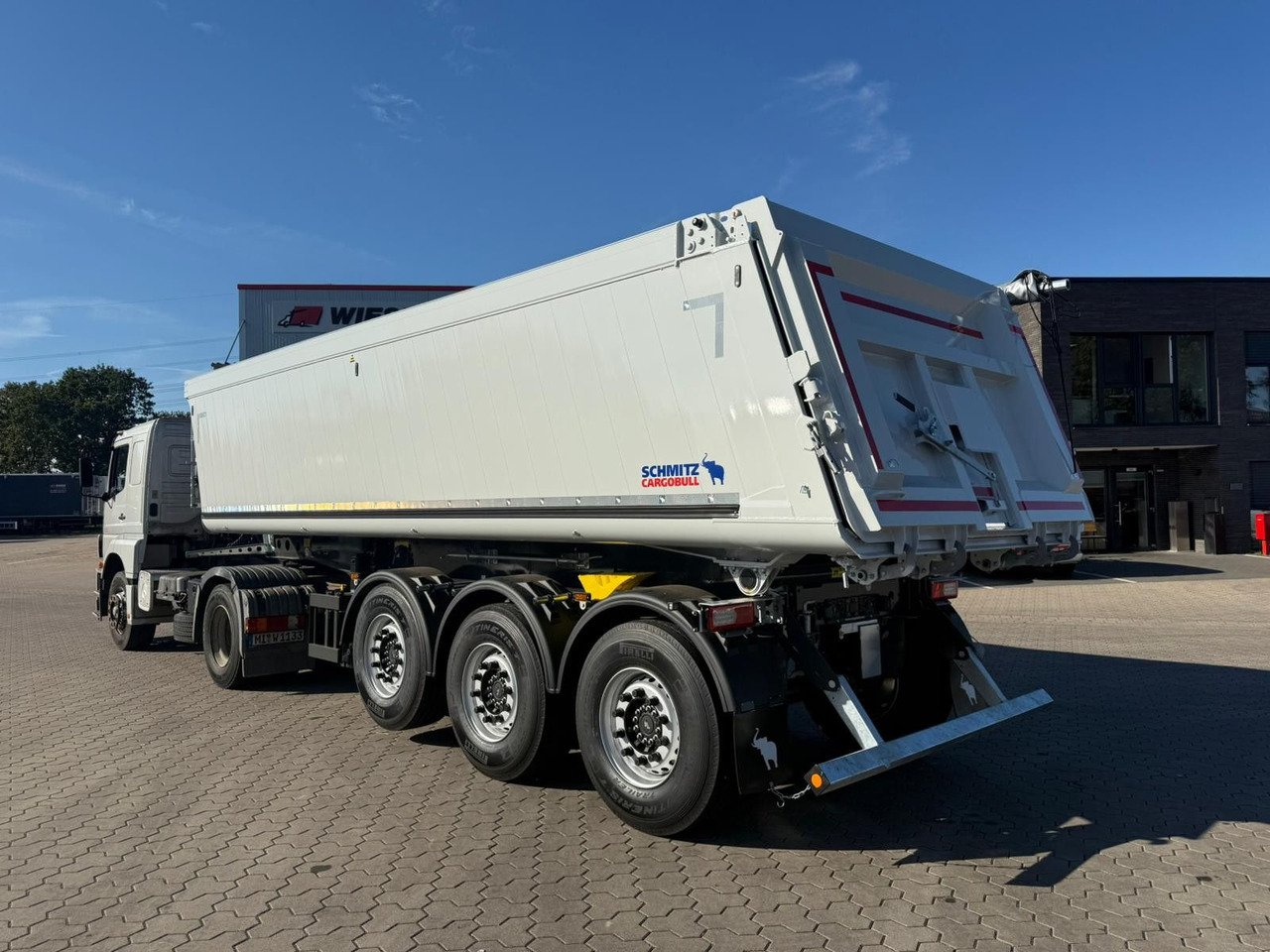 Schmitz Cargobull SKI 24 SL 7.2 3-Achs Alu Mulde 27m³ Sofort Verfü - Tipper semi-trailer: picture 3 Schmitz Cargobull SKI 24 SL 7.2 3-Achs Alu Mulde 27m³ Sofort Verfü - Tipper semi-trailer: picture 3