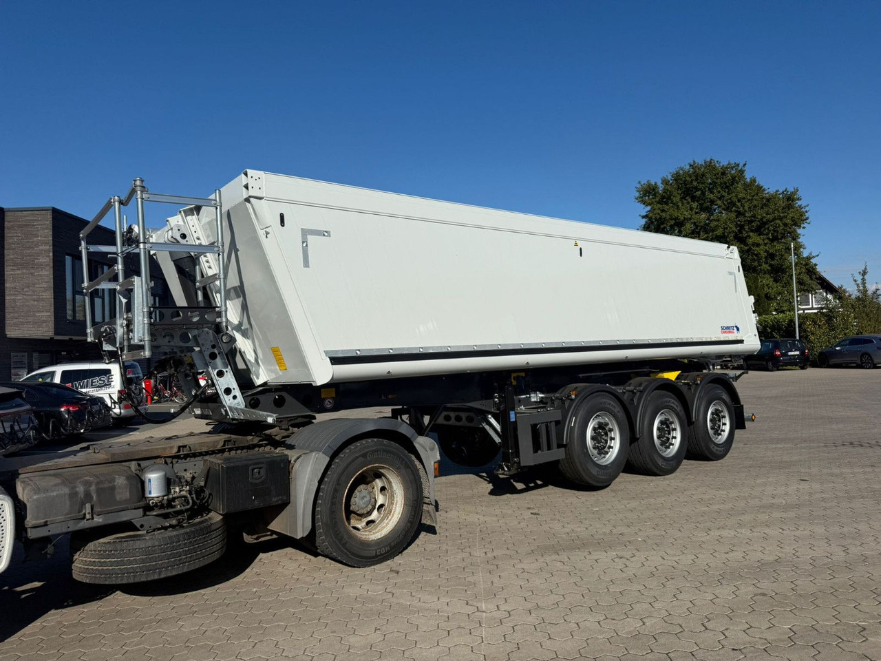 Schmitz Cargobull SKI 24 SL 7.2 3-Achs Alu Mulde 27m³ Sofort Verfü - Tipper semi-trailer: picture 2 Schmitz Cargobull SKI 24 SL 7.2 3-Achs Alu Mulde 27m³ Sofort Verfü - Tipper semi-trailer: picture 2