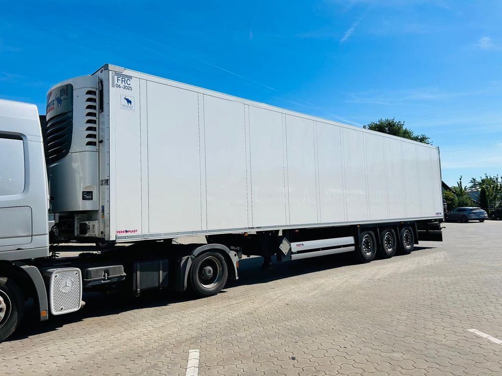 Schmitz Cargobull SKO 24 /L FP 45 Cool Pharma Zertifikat - Refrigerator semi-trailer: picture 3 Schmitz Cargobull SKO 24 /L FP 45 Cool Pharma Zertifikat - Refrigerator semi-trailer: picture 3