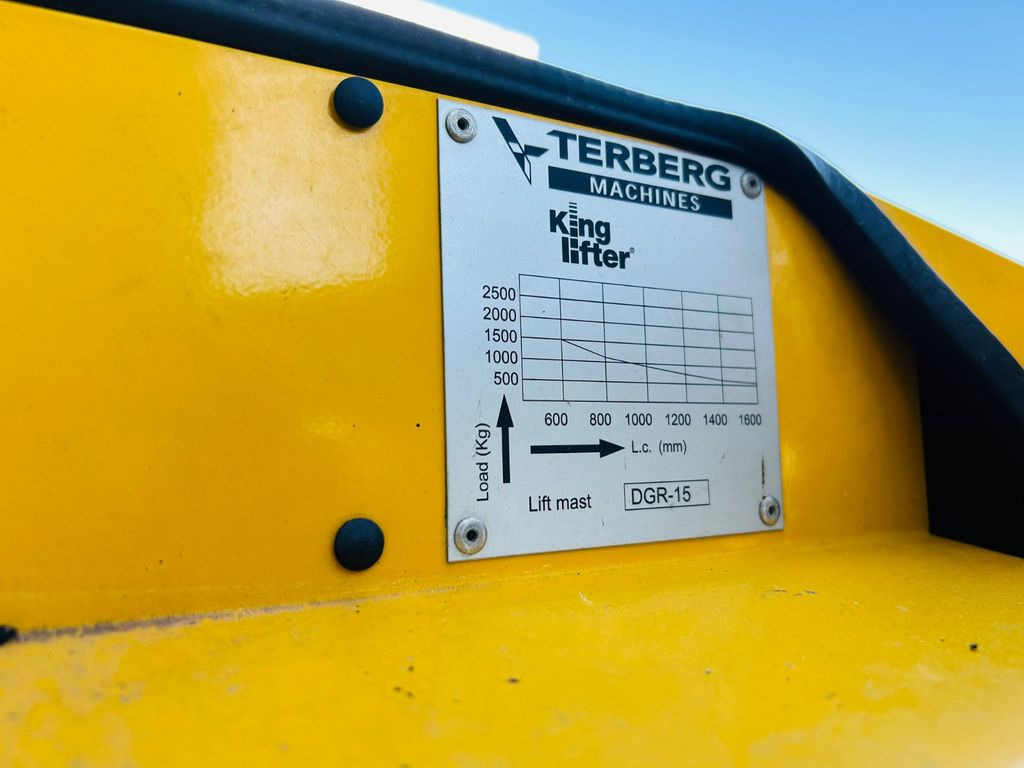 Truck mounted forklift Terberg Kinglifter TKL-S-3x3 1.500 kg Terberg Kinglifter TKL-S-3x3 1.500 kg: picture 8 Truck mounted forklift Terberg Kinglifter TKL-S-3x3 1.500 kg Terberg Kinglifter TKL-S-3x3 1.500 kg: picture 8