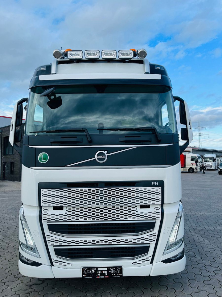 Volvo FH540 6x2 Containerpritsche mit F545RA.2.26 - Dropside/ Flatbed truck, Crane truck: picture 2 Volvo FH540 6x2 Containerpritsche mit F545RA.2.26 - Dropside/ Flatbed truck, Crane truck: picture 2