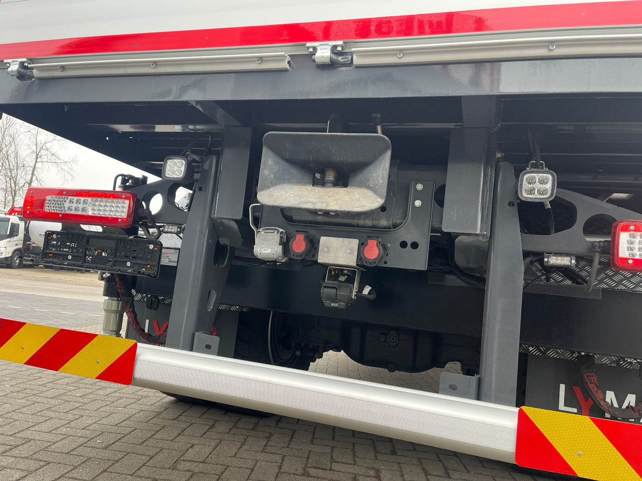 Volvo FMX 500 inkl. F345RB.2.24 & L324 +V20 & Korb on lease Volvo FMX 500 inkl. F345RB.2.24 & L324 +V20 & Korb: picture 9 Volvo FMX 500 inkl. F345RB.2.24 & L324 +V20 & Korb on lease Volvo FMX 500 inkl. F345RB.2.24 & L324 +V20 & Korb: picture 9