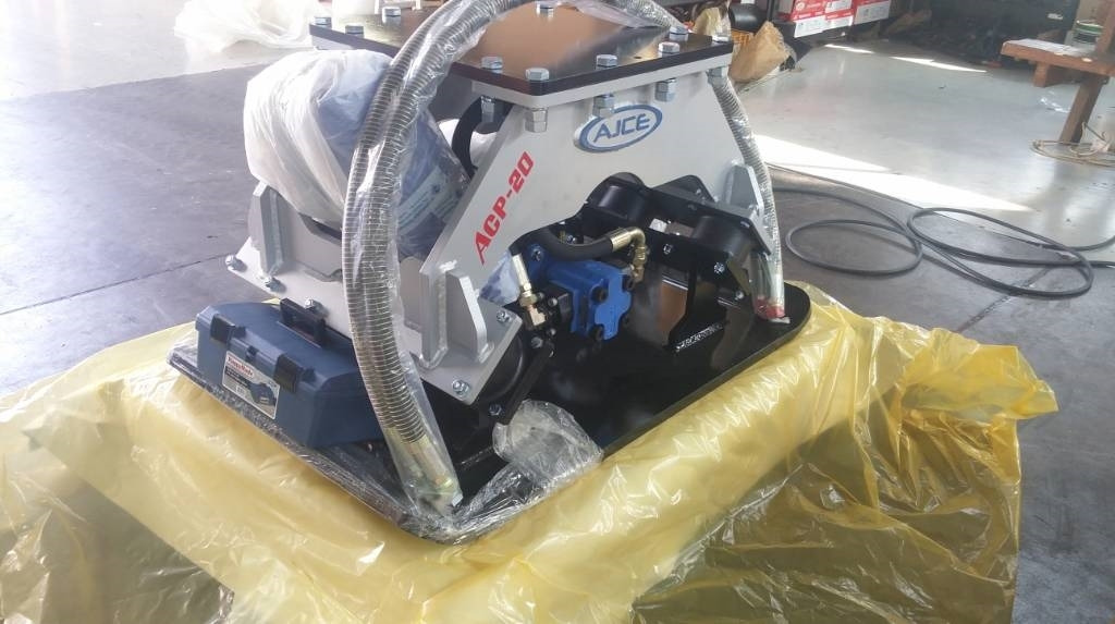 AJCE ACP-20 Vibration Plate Compactor - Vibratory plate: picture 1 AJCE ACP-20 Vibration Plate Compactor - Vibratory plate: picture 1