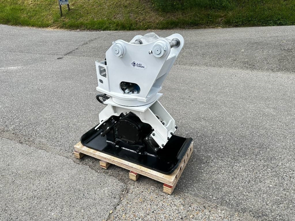 AJCE ACP5R Vibration Plate Compactor - Vibratory plate: picture 1 AJCE ACP5R Vibration Plate Compactor - Vibratory plate: picture 1