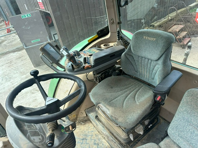 FENDT 724 Plus - Farm tractor: picture 5 FENDT 724 Plus - Farm tractor: picture 5