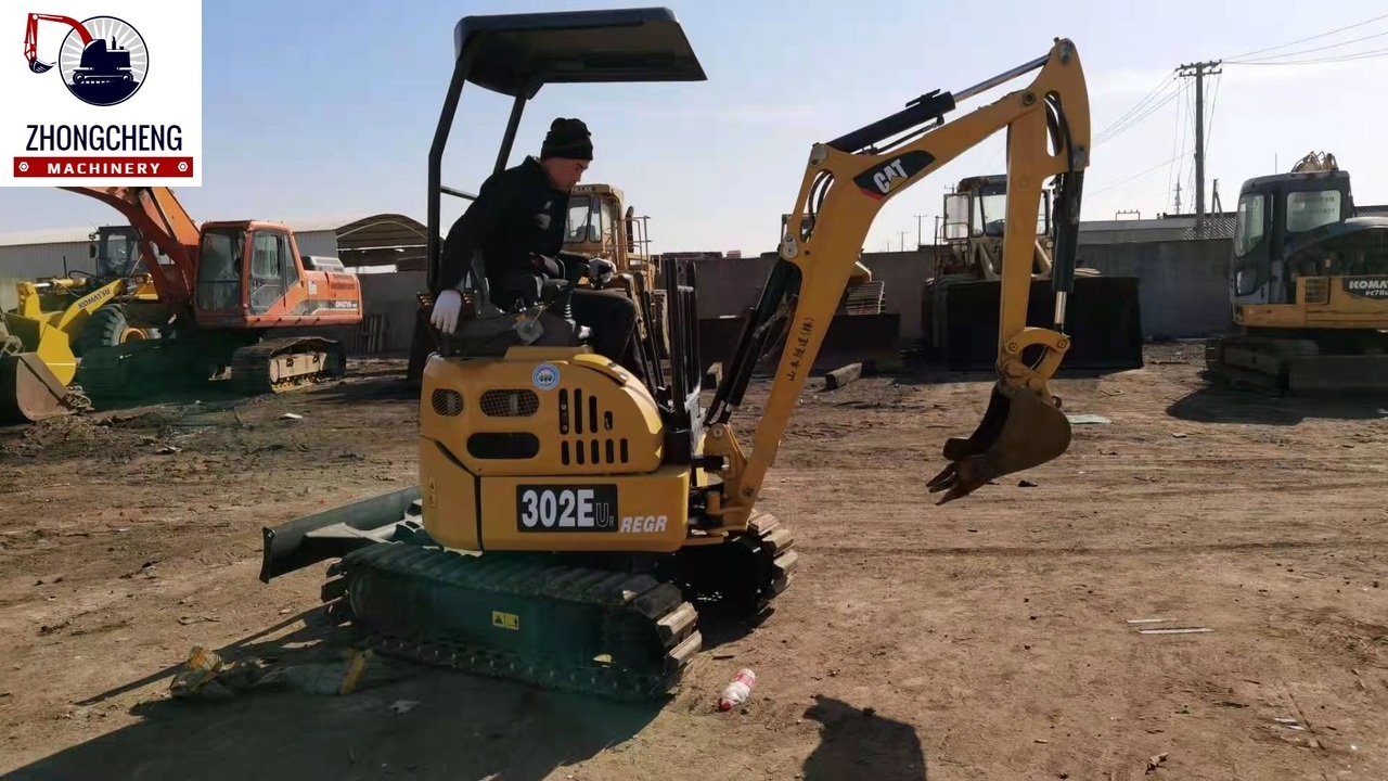 CATERPILLAR 302EUR - Mini excavator: picture 1 CATERPILLAR 302EUR - Mini excavator: picture 1