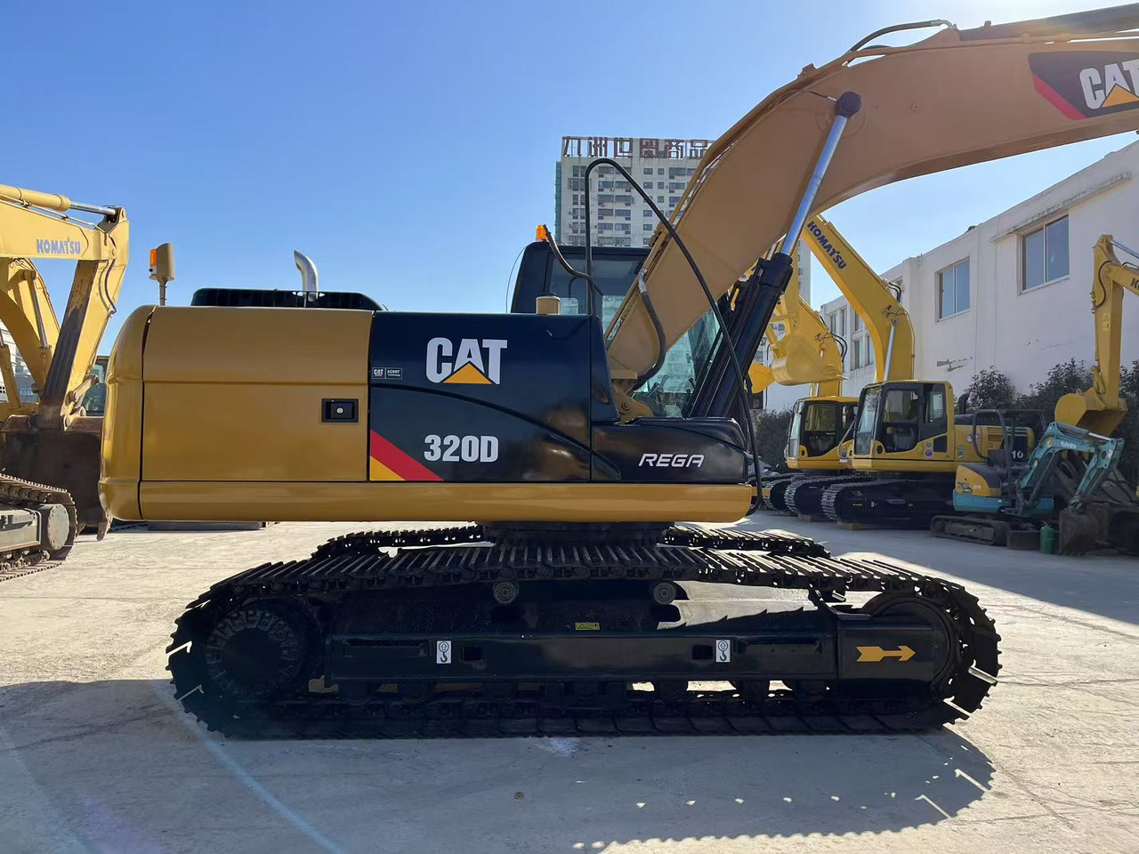 CATERPILLAR 320D - Crawler excavator: picture 5 CATERPILLAR 320D - Crawler excavator: picture 5
