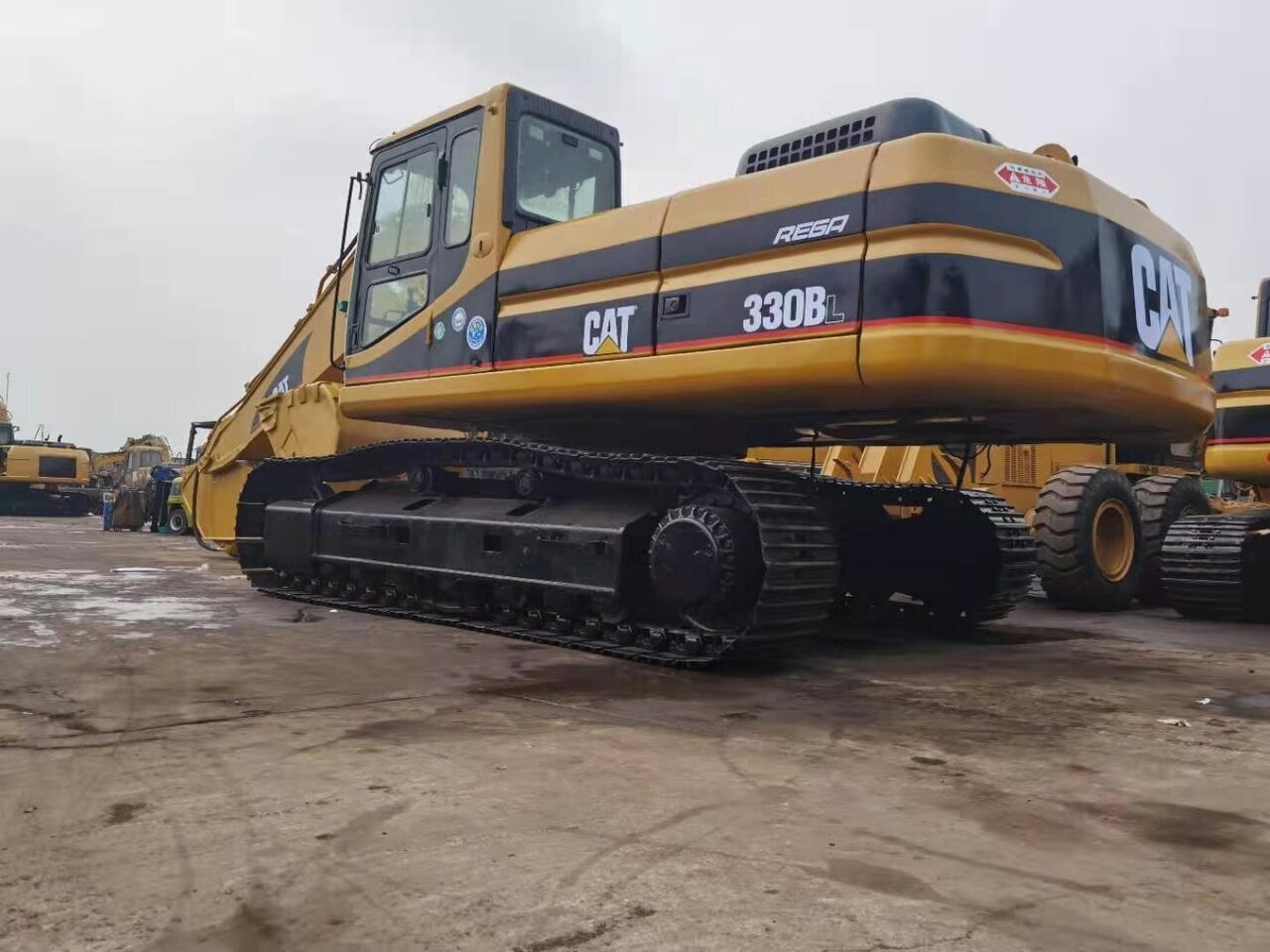 CATERPILLAR 330BL- crawler excavator - Crawler excavator: picture 1 CATERPILLAR 330BL- crawler excavator - Crawler excavator: picture 1