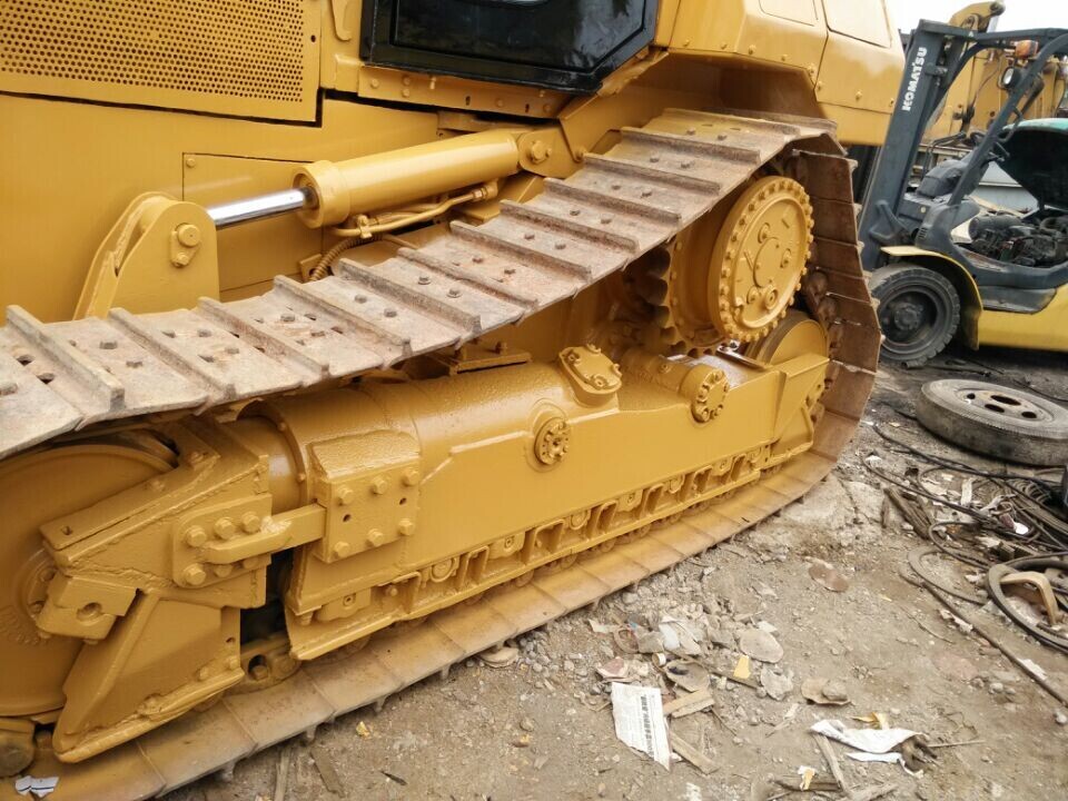 CATERPILLAR D4H - Bulldozer: picture 4 CATERPILLAR D4H - Bulldozer: picture 4