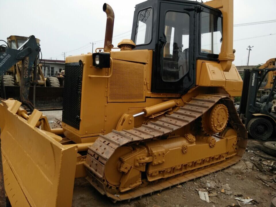 CATERPILLAR D4H - Bulldozer: picture 1 CATERPILLAR D4H - Bulldozer: picture 1