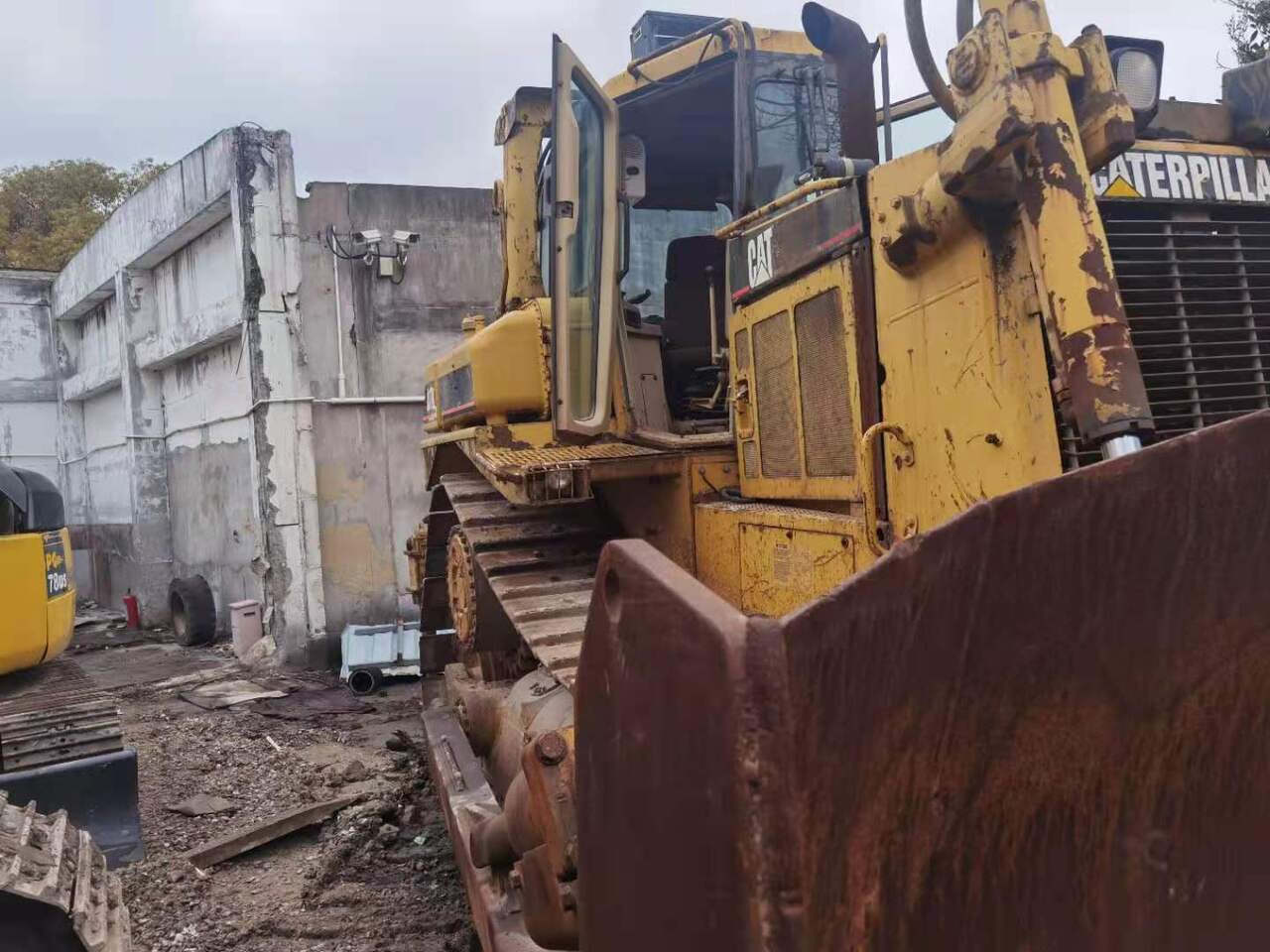 CATERPILLAR D7R - Bulldozer: picture 5 CATERPILLAR D7R - Bulldozer: picture 5