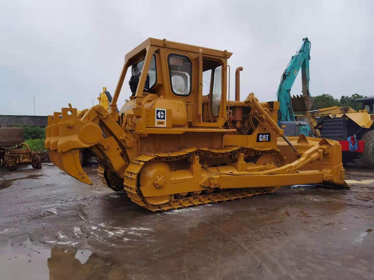 CATERPILLAR D8K - Bulldozer: picture 3 CATERPILLAR D8K - Bulldozer: picture 3