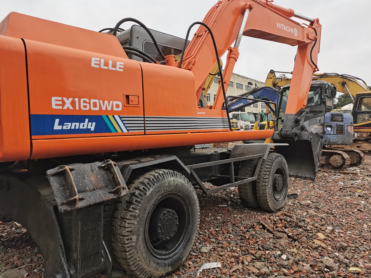 HITACHI EX160WD - Wheel excavator: picture 3 HITACHI EX160WD - Wheel excavator: picture 3