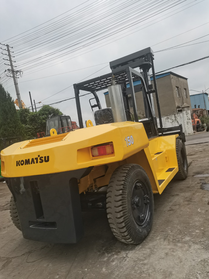 KOMATSU 150 - Forklift: picture 3 KOMATSU 150 - Forklift: picture 3