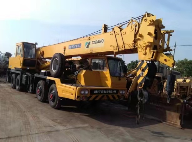 TADANO TL300-E - Crane: picture 2 TADANO TL300-E - Crane: picture 2