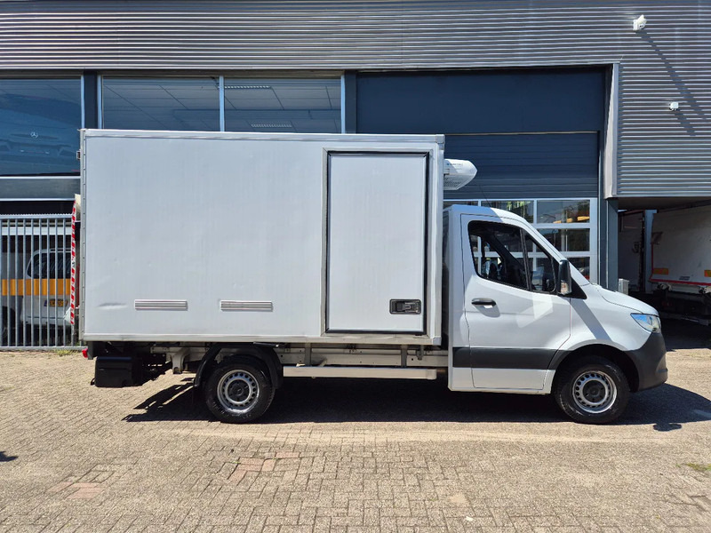 Mercedes-Benz Sprinter 315 CDI/ Kuhlkoffer/ TK V300 MAX/ LBW/ Stby230 - Refrigerated van: picture 2 Mercedes-Benz Sprinter 315 CDI/ Kuhlkoffer/ TK V300 MAX/ LBW/ Stby230 - Refrigerated van: picture 2