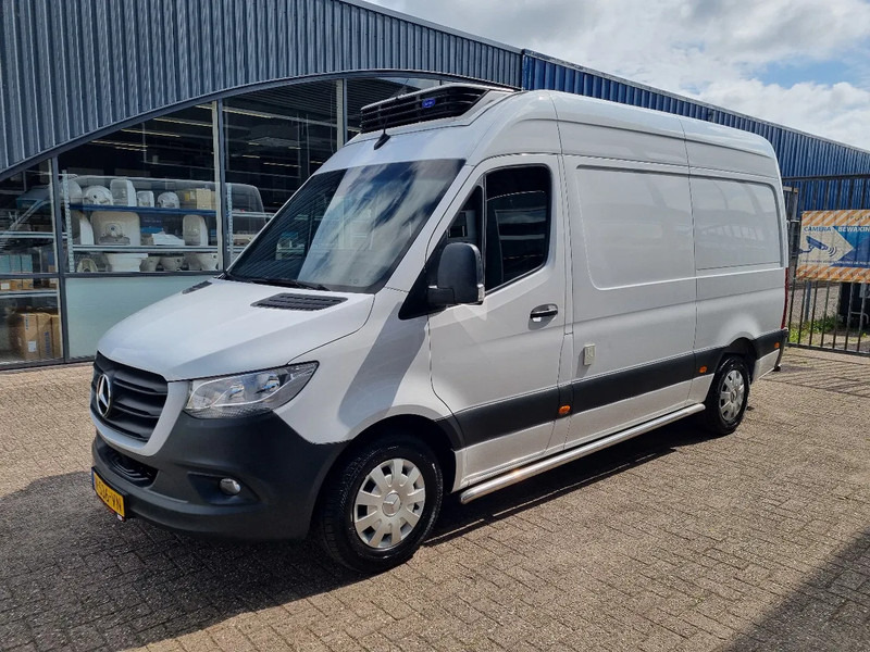 Mercedes-Benz Sprinter 316 CDI Koelwagen Carrier Xarios 350 st 230V +20C/-20C Euro 6 - Refrigerated van: picture 4 Mercedes-Benz Sprinter 316 CDI Koelwagen Carrier Xarios 350 st 230V +20C/-20C Euro 6 - Refrigerated van: picture 4
