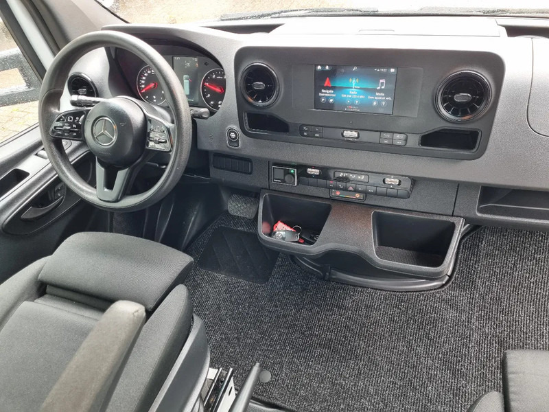 Box van Mercedes-Benz Sprinter 516 CDI BE Clixtar/ Webasto/ 27 KUB/ Nutzlast 3.3T/ 073689: picture 6 Box van Mercedes-Benz Sprinter 516 CDI BE Clixtar/ Webasto/ 27 KUB/ Nutzlast 3.3T/ 073689: picture 6