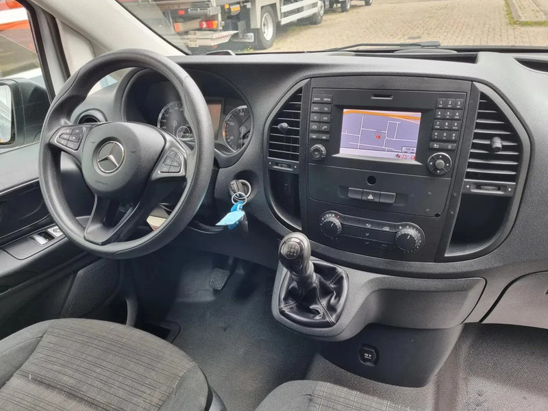 Interior photo 1: Small van Mercedes-Benz Vito 111 CDI EURO 6 Bestel Airco/ PDC/ Navi