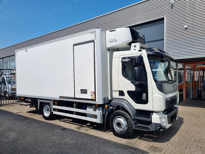 Volvo FL 250 Carrier 750MT ATP Zwischenwand LBW Euro 6 - Refrigerator truck: picture 1 Volvo FL 250 Carrier 750MT ATP Zwischenwand LBW Euro 6 - Refrigerator truck: picture 1