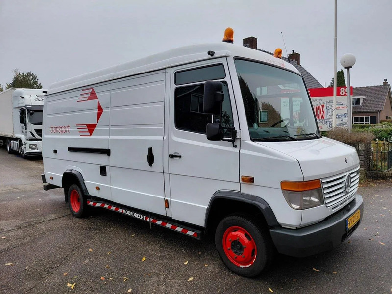 Mercedes-Benz 512 D - Small van: picture 2 Mercedes-Benz 512 D - Small van: picture 2