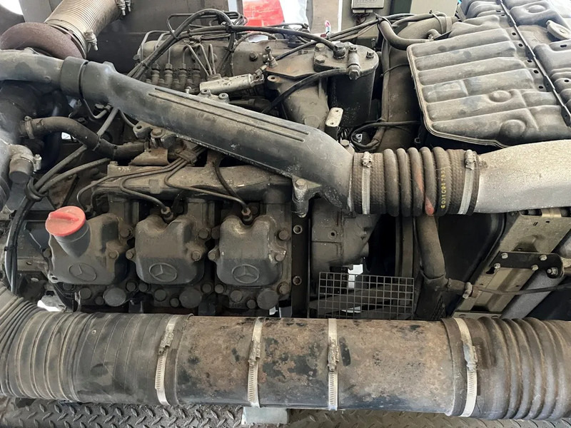 Mercedes-Benz V6 TURBO ENGINE MECHANIC FUEL PUMP + INJECTORS !!! 2 PIECES AVAILABLE !!! OM441LA OM 441 - Engine: picture 1 Mercedes-Benz V6 TURBO ENGINE MECHANIC FUEL PUMP + INJECTORS !!! 2 PIECES AVAILABLE !!! OM441LA OM 441 - Engine: picture 1