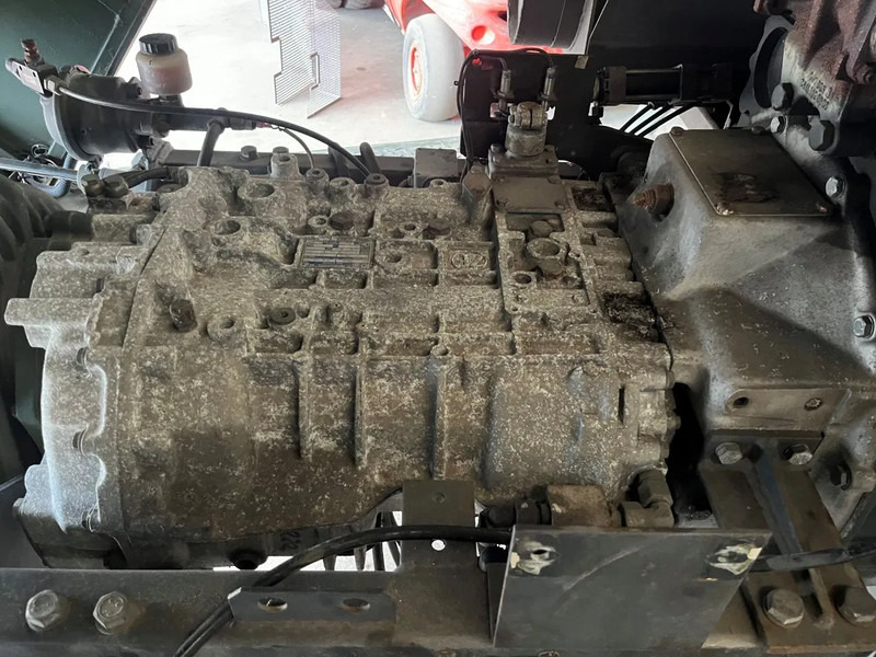 Mercedes-Benz V6 TURBO ENGINE MECHANIC FUEL PUMP + INJECTORS !!! 2 PIECES AVAILABLE !!! OM441LA OM 441 - Engine: picture 5 Mercedes-Benz V6 TURBO ENGINE MECHANIC FUEL PUMP + INJECTORS !!! 2 PIECES AVAILABLE !!! OM441LA OM 441 - Engine: picture 5